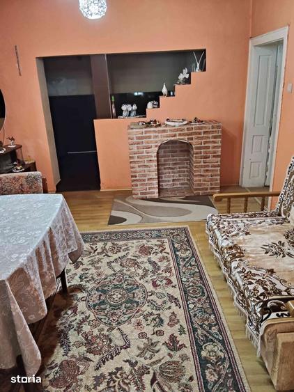 Casă cu 3 camere cu Teren 500 Mp în Vetiș