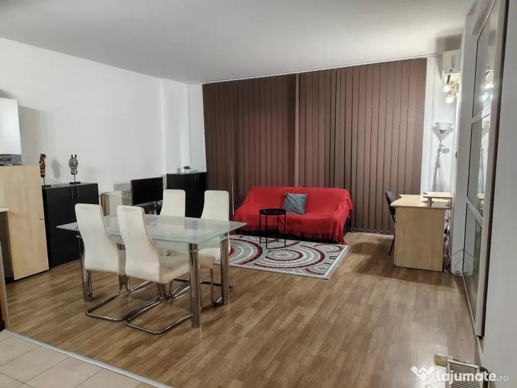 Apartament cu 2 camere semidecomandat în Central