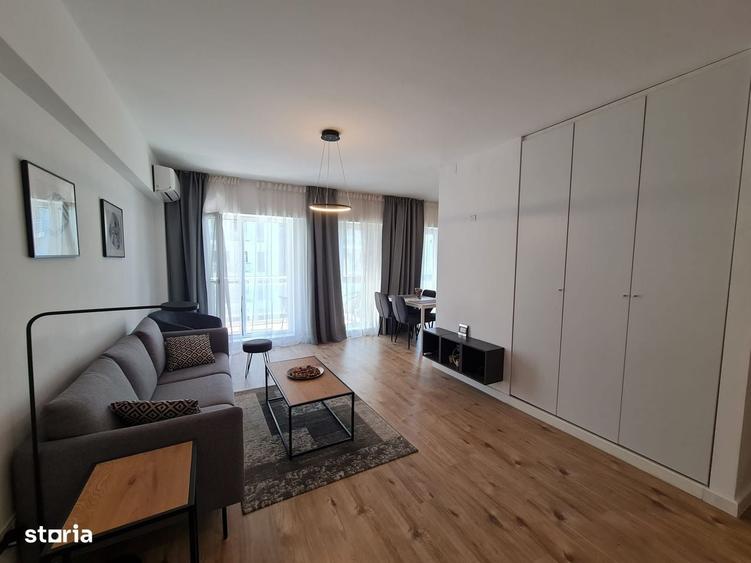Apartament cu 3 camere în Barbu Văcărescu
