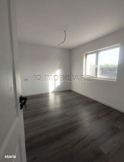 Casă cu 3 camere în Ciurbești