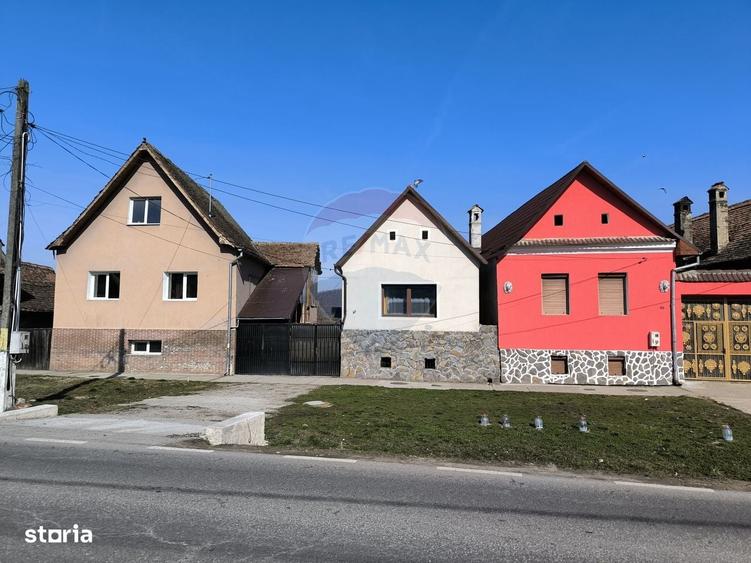Casă cu 2 camere cu Teren 913 Mp în Central