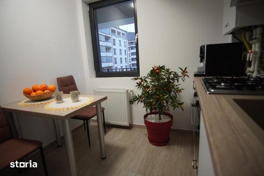 Garsonieră decomandată în Central