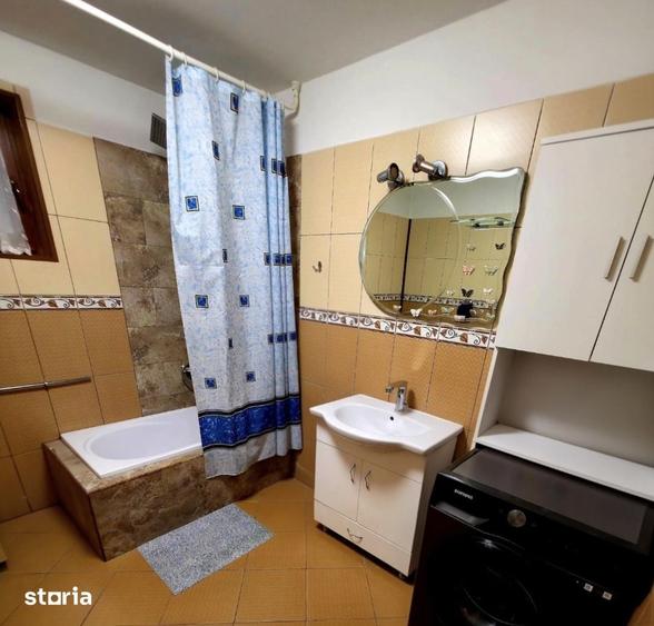 Casă cu 6 camere cu Teren 578 Mp în Bod