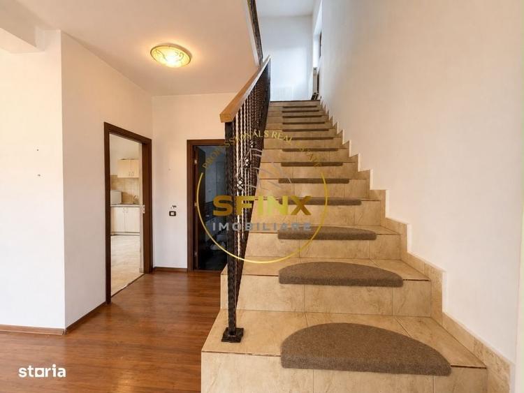 Casă cu 4 camere în Central