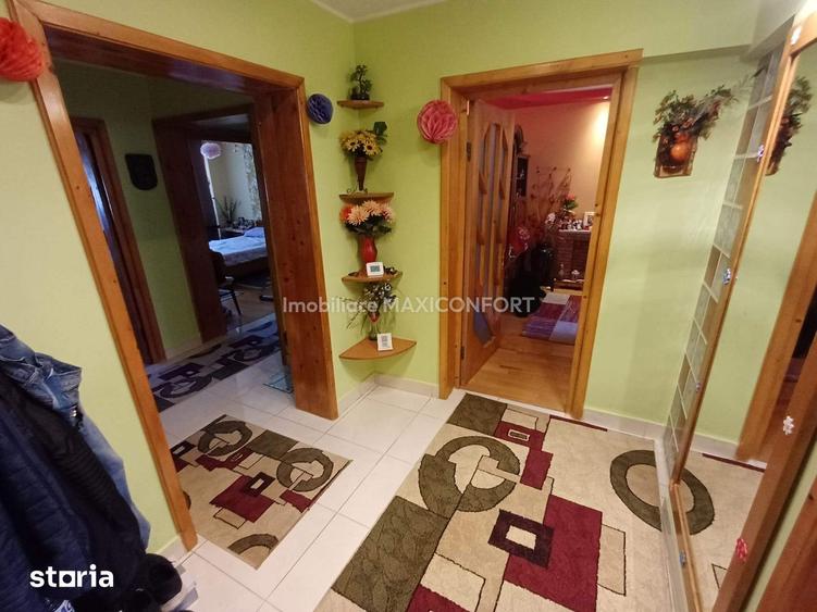Apartament cu 3 camere în Buzaului