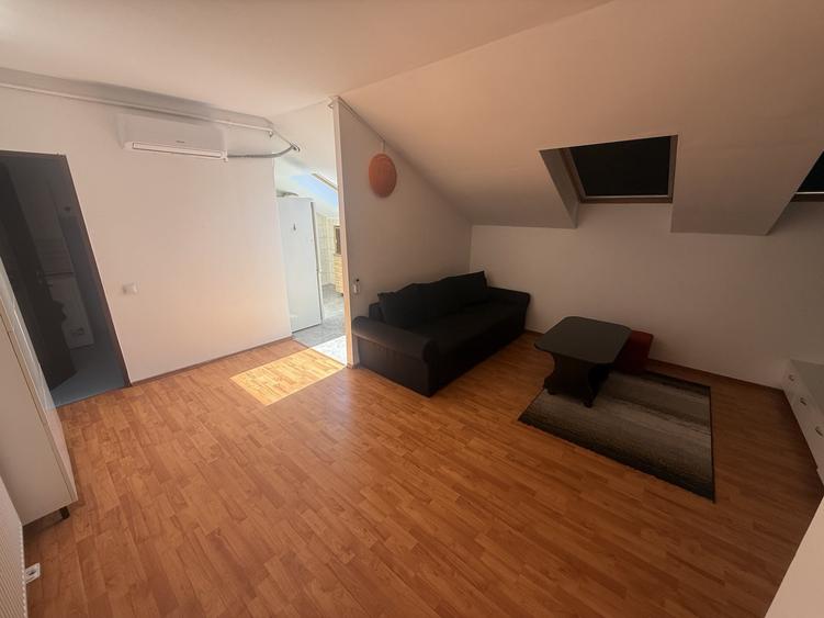 Apartament cu 2 camere, mobilat în Florești — fotografia 2