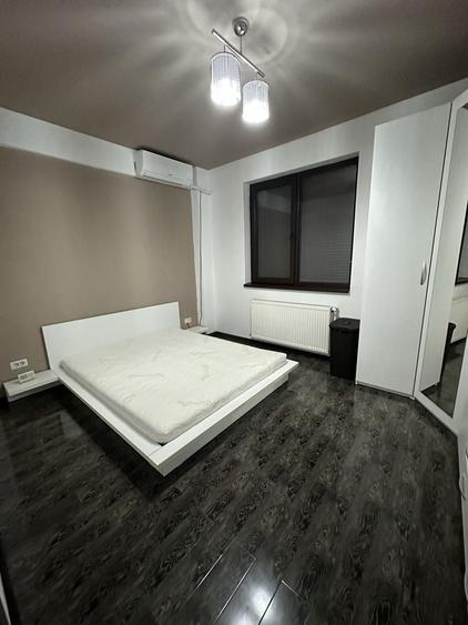 Apartament cu 2 camere decomandat în Olteni