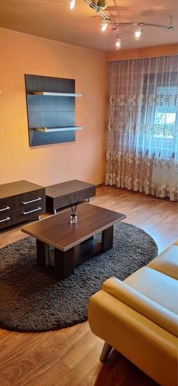 Inchiriez apartament Craiova cartier 1 Mai - 4