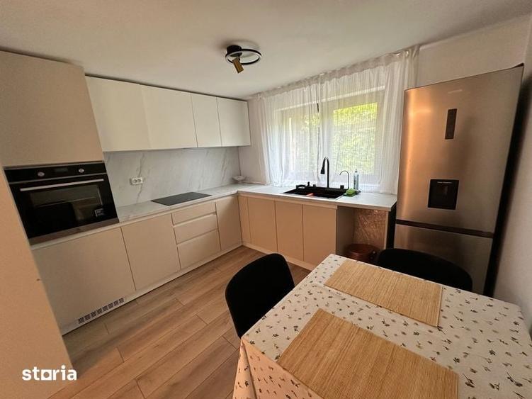 Casă cu 4 camere cu Teren 111 Mp în Lipănești