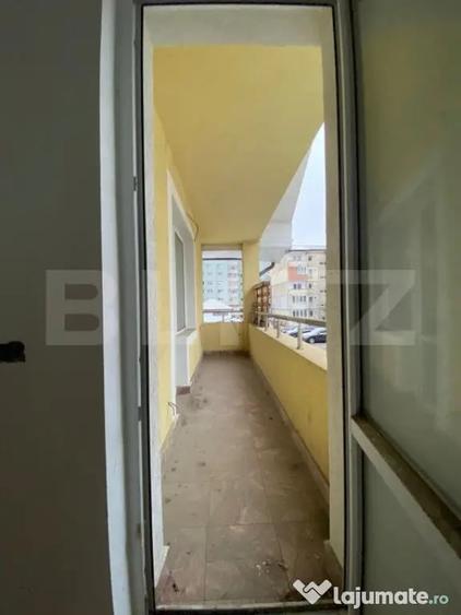 Casă cu 7 camere cu Teren 500 Mp în Ștefan cel Mare