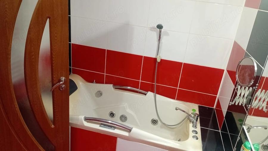 Apartament cu 3 camere decomandat în UTA