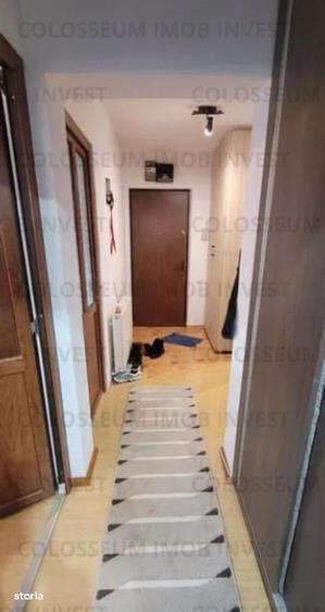 Apartament cu 3 camere decomandat în Craiter