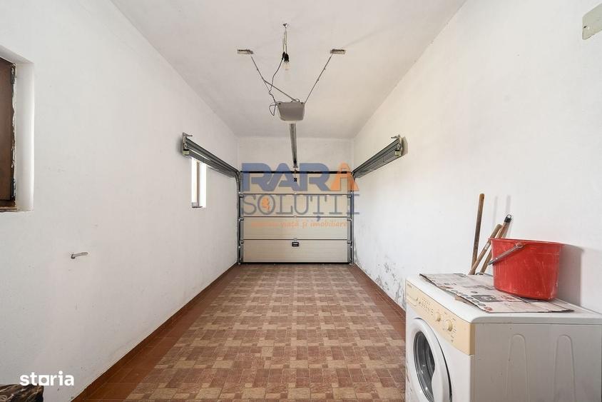 Casă cu 4 camere în Central
