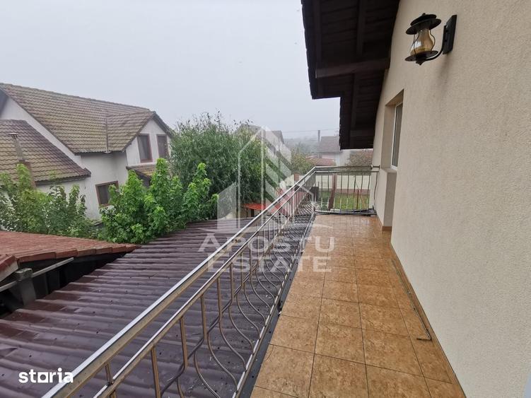 Casă cu 4 camere cu Teren 524 Mp în Sânmihaiu Român