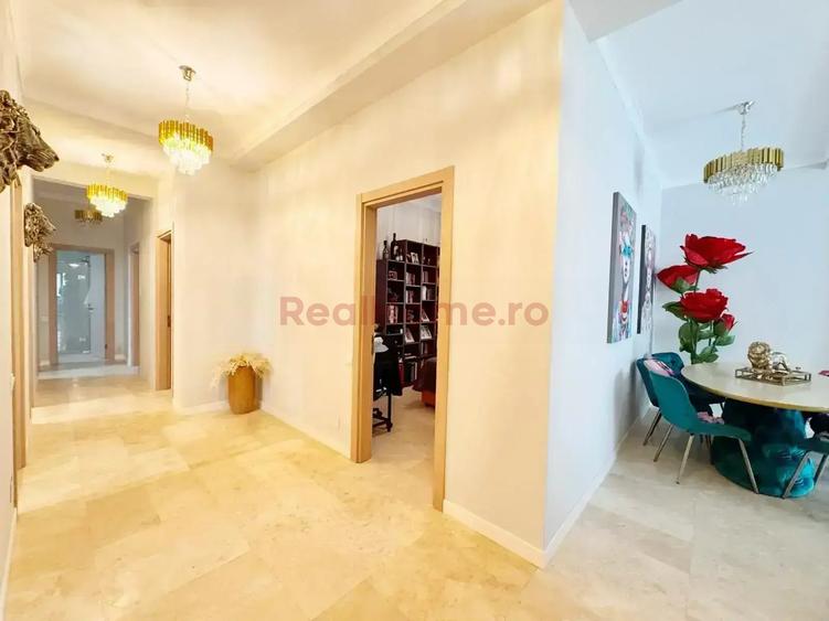 Apartament cu 4 camere decomandat, mobilat în Corbeanca