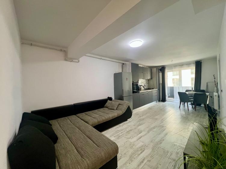 Apartament cu 2 camere semidecomandat, mobilat în Dâmbul Rotund