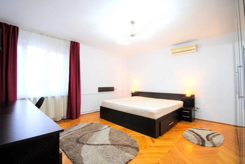 Apartament cu 3 camere decomandat în Complex Studențesc