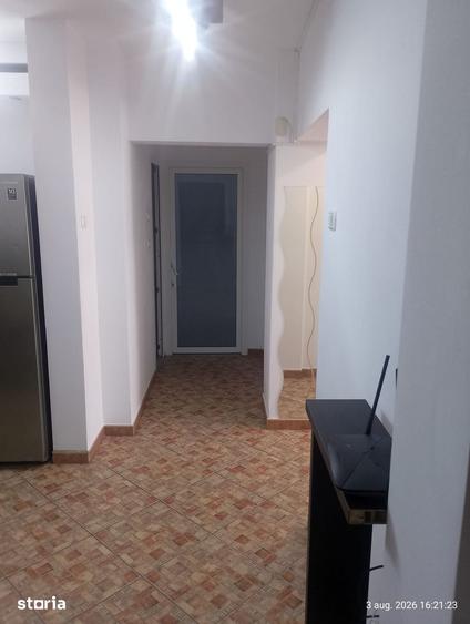 Apartament cu 3 camere în Crângași