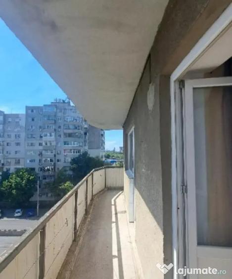Apartament cu 2 camere decomandat, mobilat în B-dul București