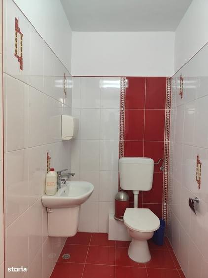 Spațiu comercial, de 50 mp, în Central