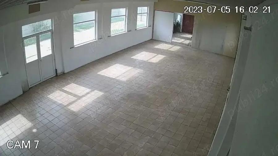 Spațiu comercial, de 1,446 mp, în Filiași