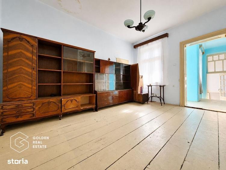 Casă cu 4 camere decomandat cu Teren 420 Mp în Central