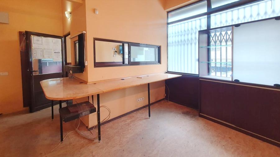 Spațiu comercial, de 18.629999160767 mp, în Unirii