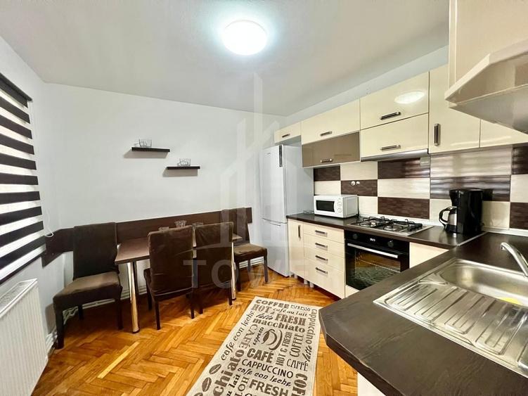 Apartament cu 3 camere decomandat în Central