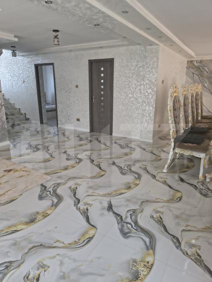 Casă individuală cu 5 camere cu Canalizare în Gherla