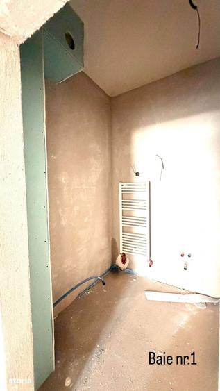 Apartament cu 4 camere în Florești