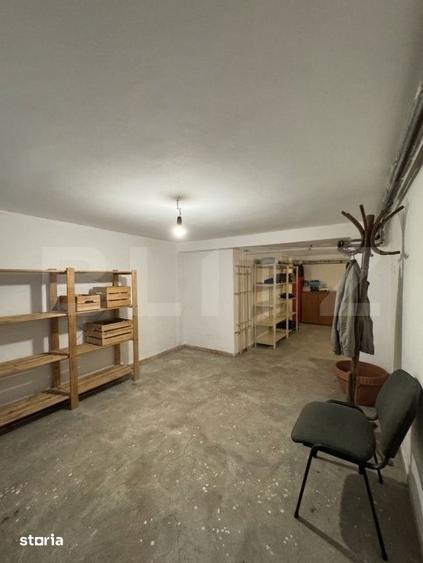 Casă cu 7 camere cu Teren 230 Mp în Siloz