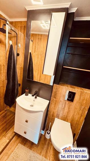 Apartament cu 2 camere decomandat în Micro 21