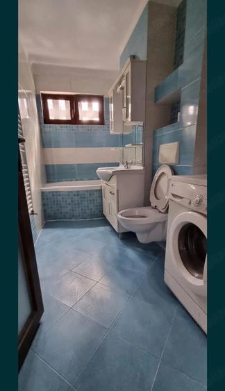 Apartament cu 3 camere semidecomandat în Dacia
