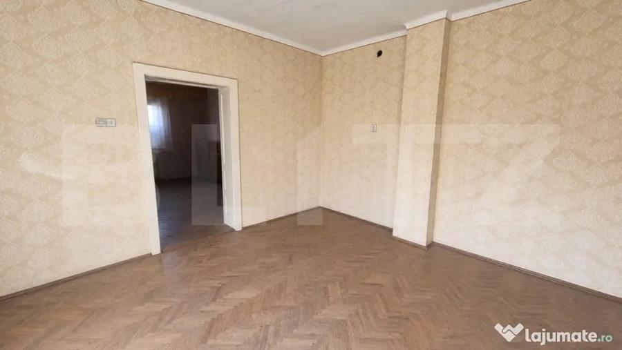 Casă cu 3 camere cu Teren 825 Mp în Aurel Vlaicu