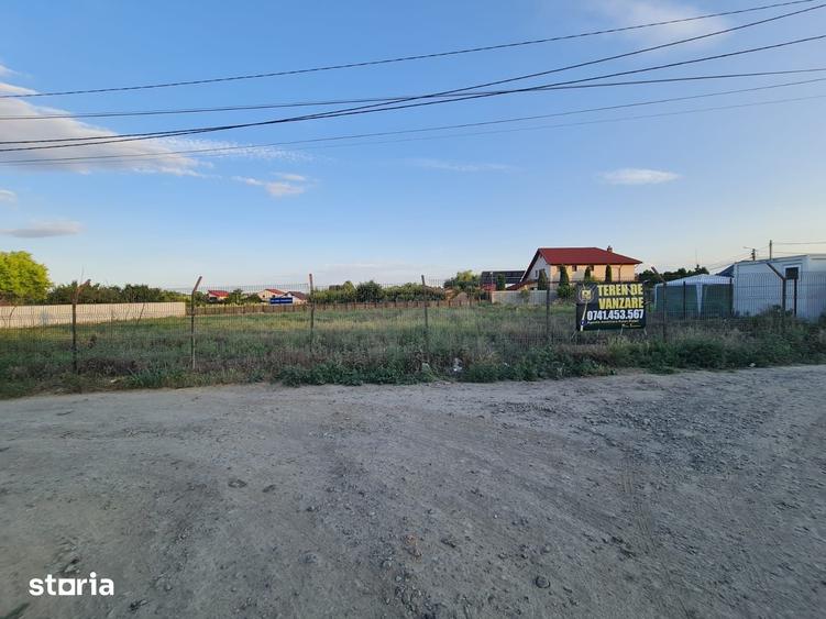 Teren de 950 mp, în Vânători