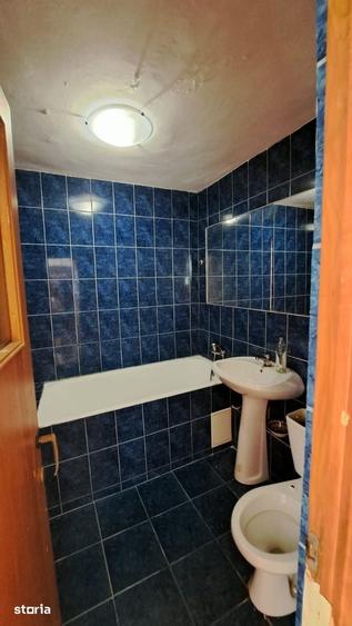 Apartament cu 3 camere decomandat în Crângași