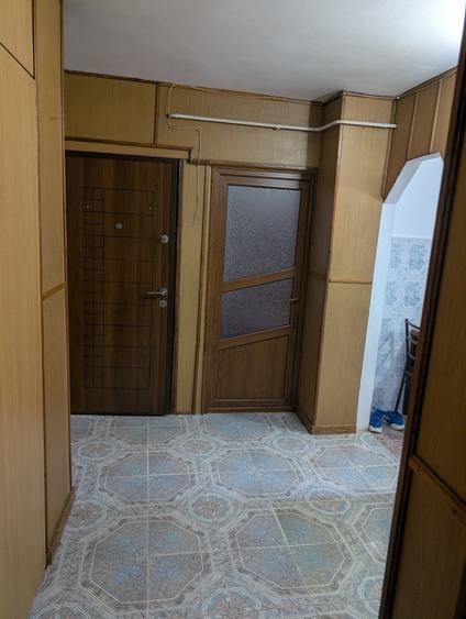 Apartament cu 2 camere decomandat în Traian