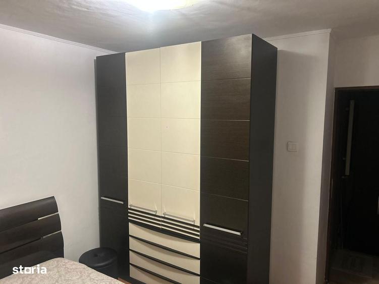 Apartament cu 3 camere, mobilat în Nicolina