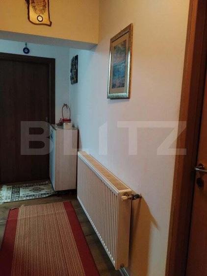 Apartament cu 3 camere decomandat, mobilat în Central