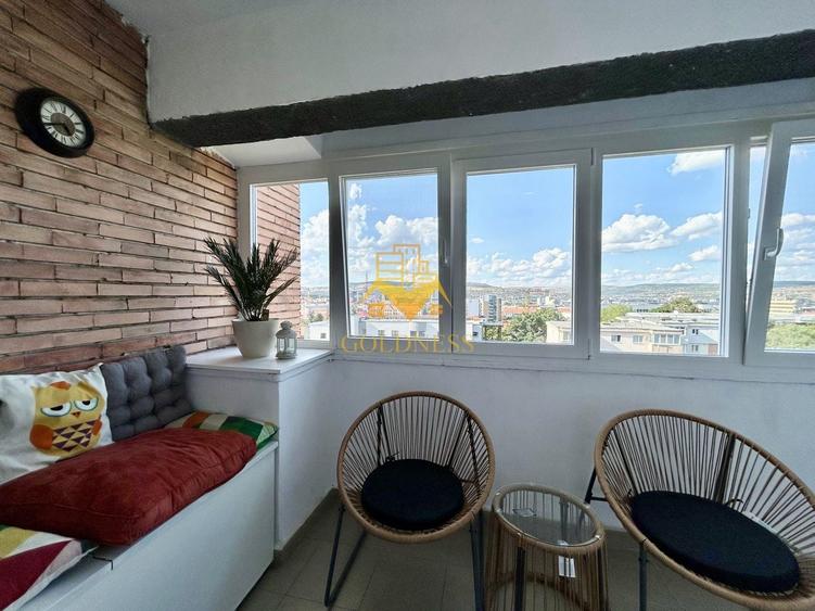 Apartament cu 3 camere decomandat, mobilat în Gheorgheni