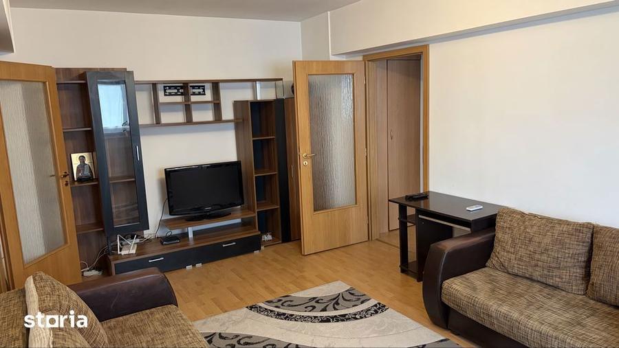 Apartament cu 3 camere semidecomandat, mobilat în Berceni