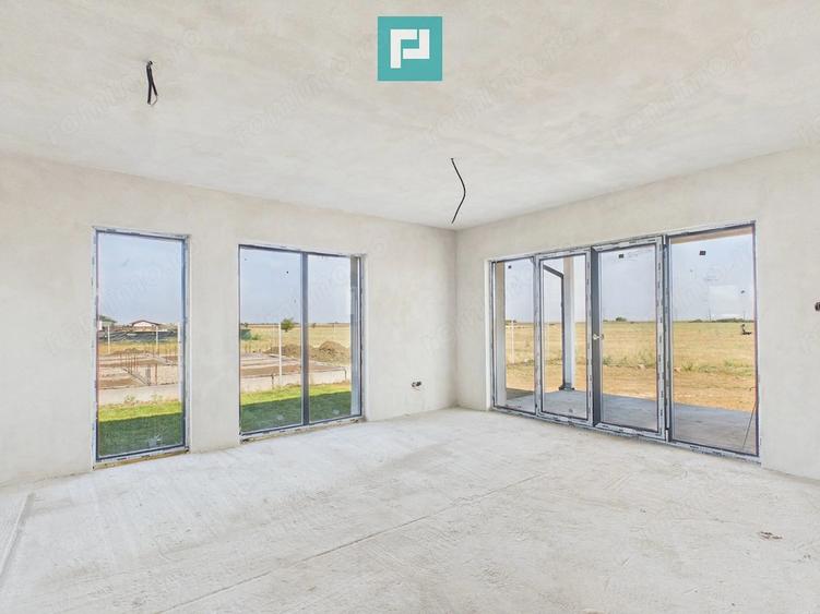 Casă cu 3 camere cu Teren 500 Mp în Mândruloc