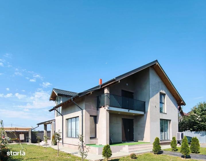 Casă cu 4 camere cu Teren 1000 Mp în Central