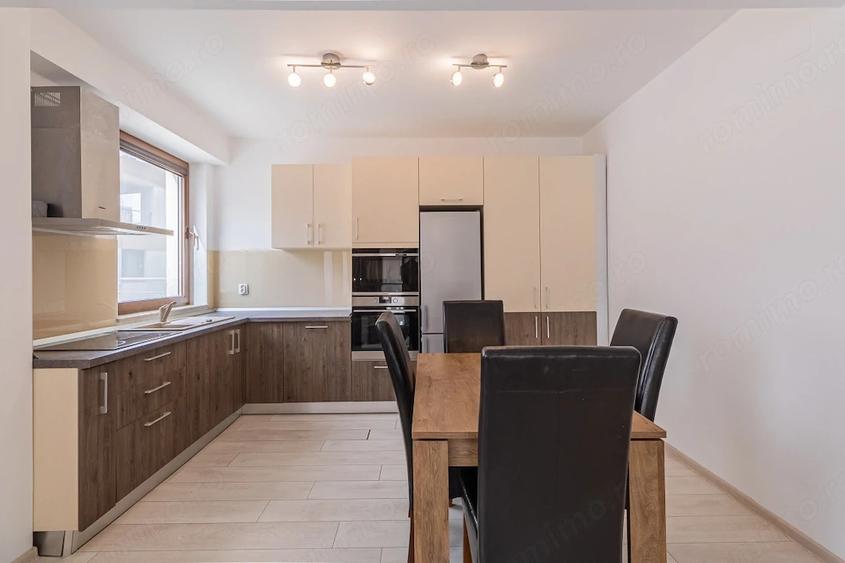 Apartament cu 2 camere decomandat în Drumul Poienii