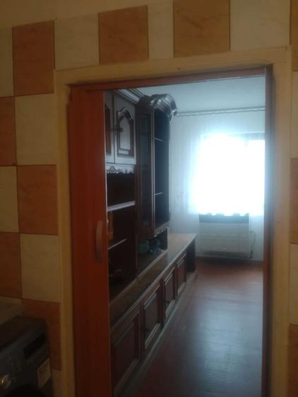 Apartament cu 2 camere în Industrială