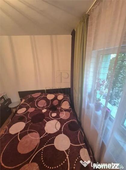 Apartament cu 2 camere semidecomandat în Dâmbovița