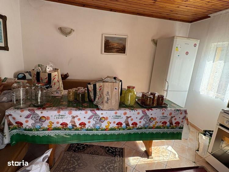 Casă cu 4 camere în Ciorogârla