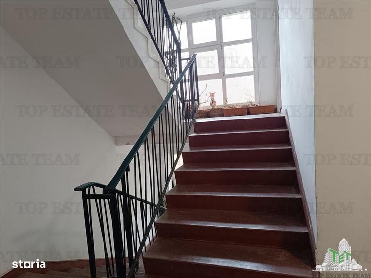 Apartament cu 3 camere decomandat în 1 Mai