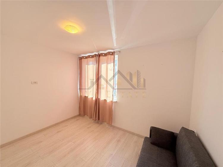 Apartament cu 3 camere semidecomandat, mobilat în Dumbrăvița
