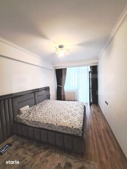 Apartament cu 3 camere decomandat, mobilat în Tractorul